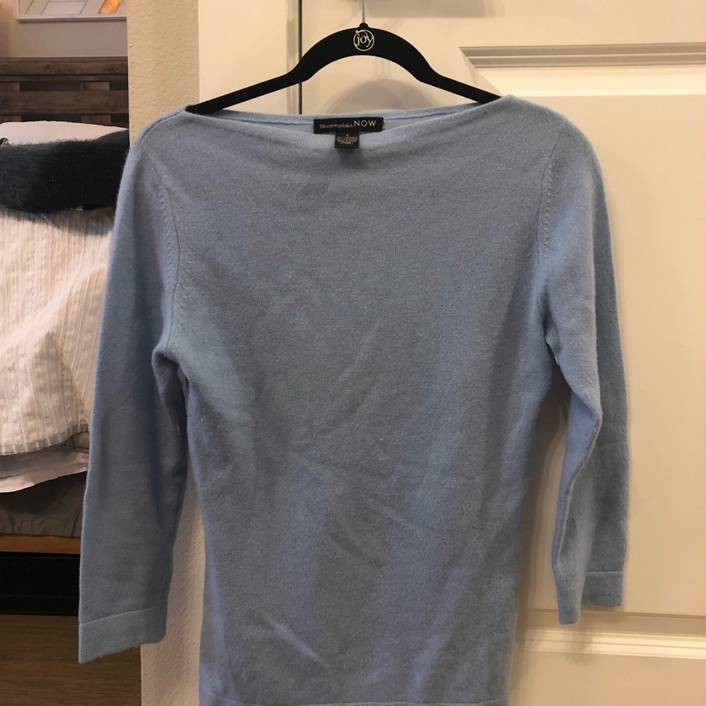 100% cashmere Bloomies boatneck sweater